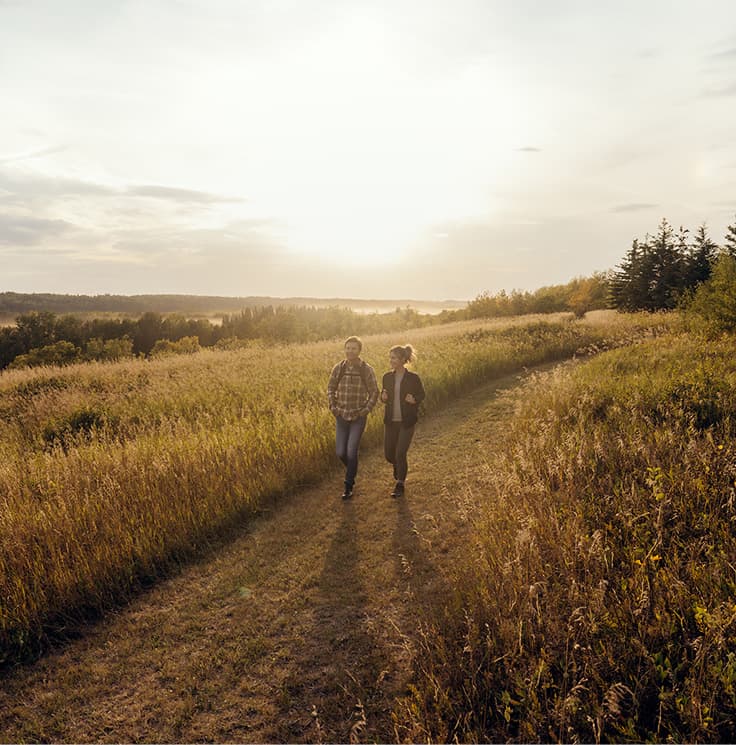 Descriptive alt text